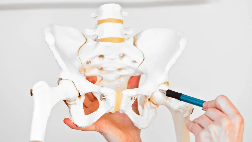 Pediatric orthopedic consultation with a child in Ranchi